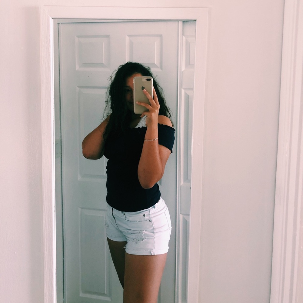 Meet your Posher, Jade